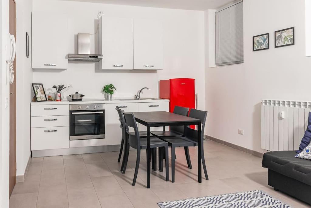 Staurenghi Blue Apartment Varese Ngoại thất bức ảnh